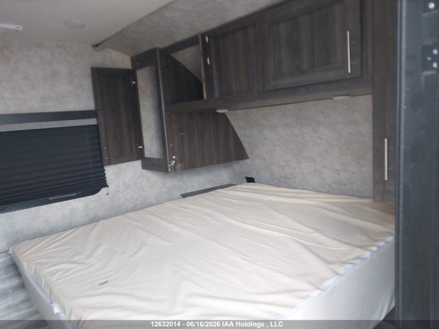 Highland Ridge Rv Open Range M-180bhs 2018 58TBH0BP0J3UF3120 Image 8