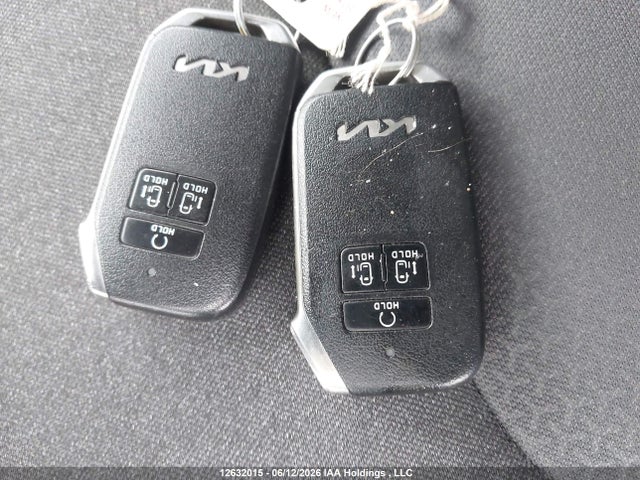 KIA Carnival Lx 2024 KNDNB5H35R6324003 Image 11