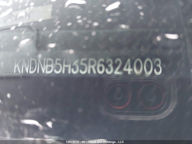 KIA Carnival Lx 2024 KNDNB5H35R6324003 Image 9