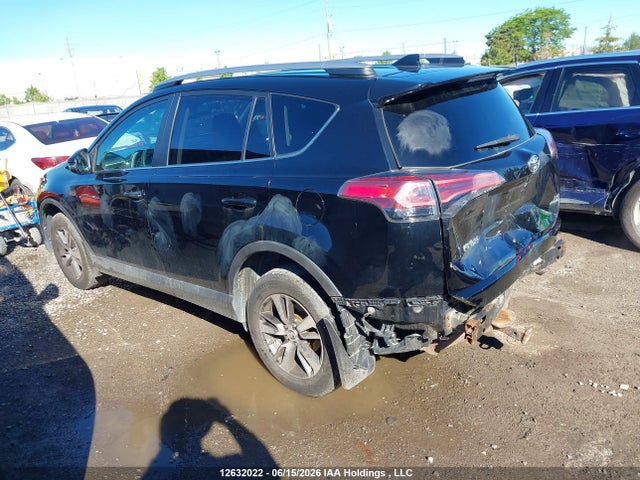 12632022 :رقم المزاد ، 2T3BFREV4JW824127 vin ، 2018 Toyota Rav4 Le مزاد بيع