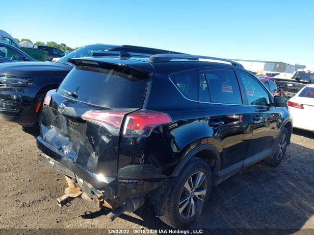 12632022 :رقم المزاد ، 2T3BFREV4JW824127 vin ، 2018 Toyota Rav4 Le مزاد بيع