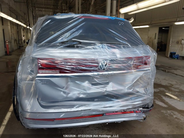 2024 Volkswagen Atlas Sel Premium R-line მანქანა იყიდება აუქციონზე, vin: 1V2FR2CA4RC619095, აუქციონის ნომერი: 12632026