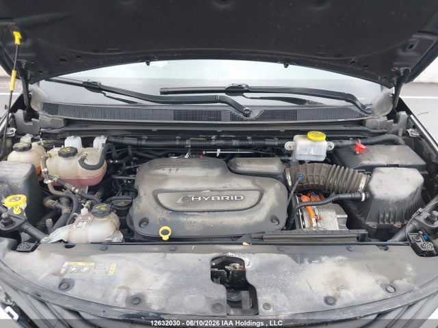 Chrysler Pacifica Hybrid Limited 2018 2C4RC1N78JR236672 Image 10