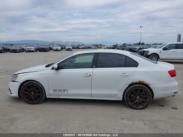 12632037 :رقم المزاد ، 3VWDB7AJ6HM392709 vin ، 2017 Volkswagen Jetta Wolfsburg Edition مزاد بيع