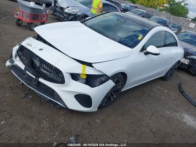 W1K5J4HB7SN532406 Mercedes-Benz CLA 250 4MATIC