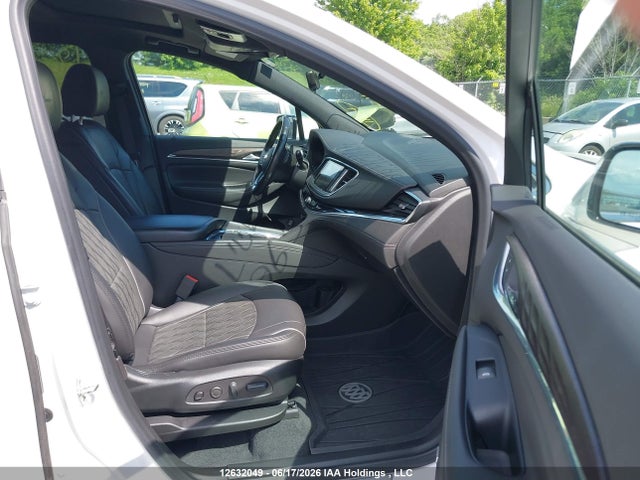 Buick Enclave Avenir 2024 5GAEVCKW5RJ119326 Image 5