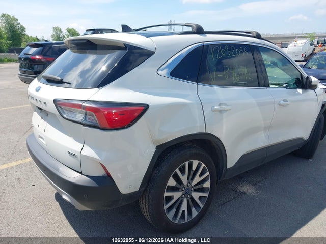 12632055 :رقم المزاد ، 1FMCU9DZ3LUB46092 vin ، 2020 Ford Escape Titanium Hybrid مزاد بيع