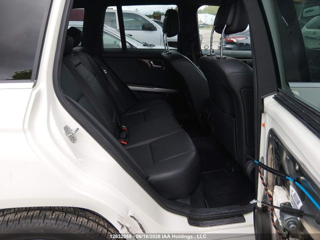 12632058 :رقم المزاد ، WDCGG8HB6BF577222 vin ، 2011 Mercedes-benz Glk 350 4matic مزاد بيع