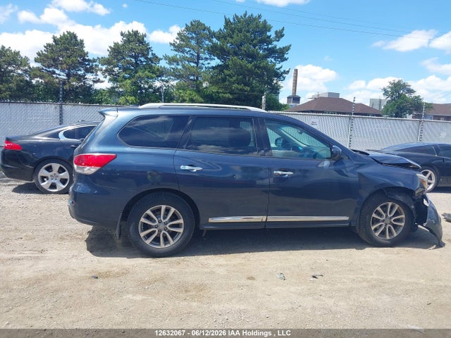 Продажа на аукционе авто 2015 Nissan Pathfinder S/sv/sl/platinum, vin: 5N1AR2MMXFC696985, номер лота: 12632067