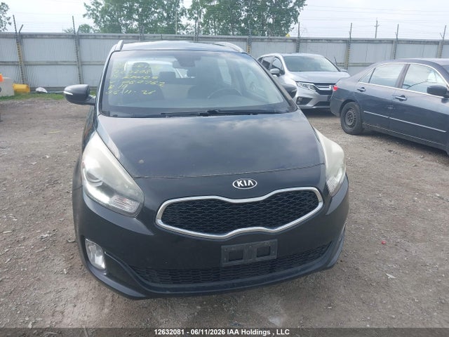 2015 Kia Rondo Ex/ex Luxury/ex Value მანქანა იყიდება აუქციონზე, vin: KNAHU8A33F7080762, აუქციონის ნომერი: 12632081