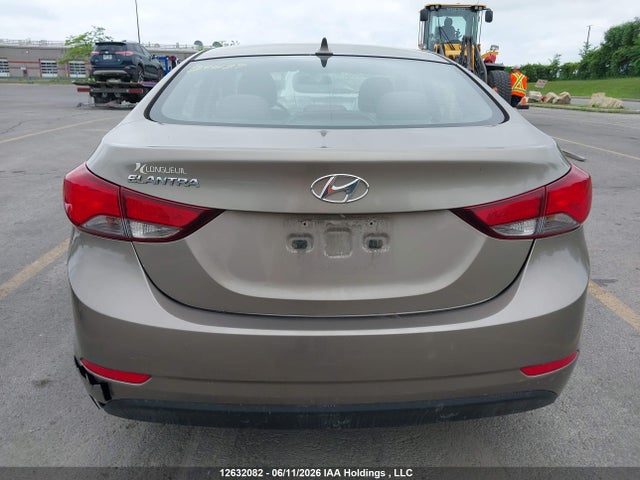12632082 :رقم المزاد ، 5NPDH4AE9FH589458 vin ، 2015 Hyundai Elantra Se/sport/limited مزاد بيع
