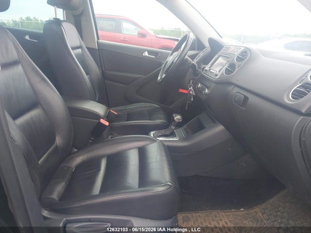 Продажа на аукционе авто 2010 Volkswagen Tiguan Se/sel, vin: WVGBV9AX2AW534556, номер лота: 12632103