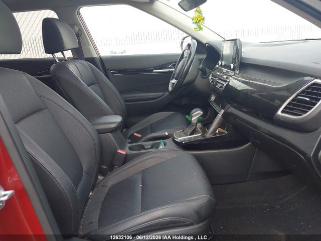 KNDEUCAAXN7298204 KIA SELTOS EX