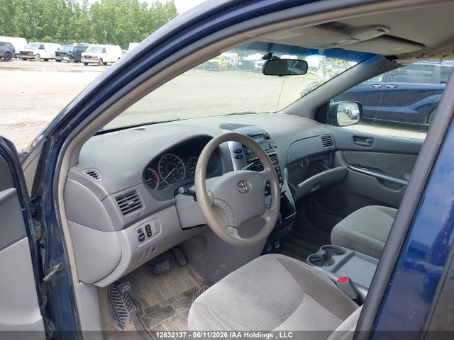 2006 Toyota Sienna Ce 7 Passenger/ce 8 Passenger მანქანა იყიდება აუქციონზე, vin: 5TDZA29C66S430716, აუქციონის ნომერი: 12632137