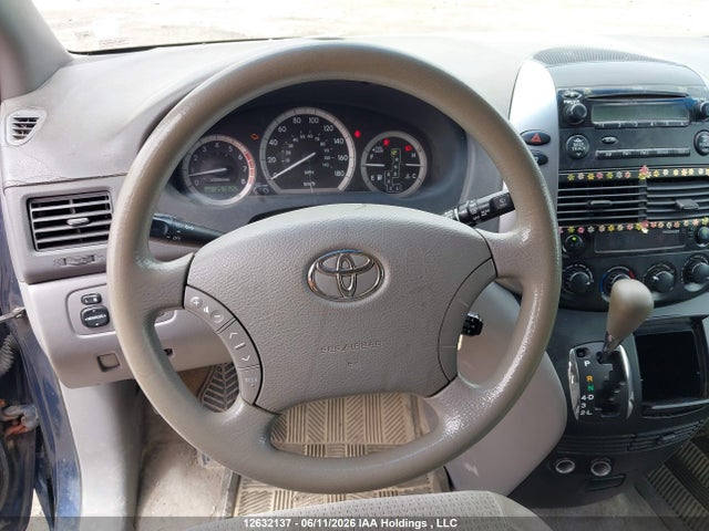 2006 Toyota Sienna Ce 7 Passenger/ce 8 Passenger მანქანა იყიდება აუქციონზე, vin: 5TDZA29C66S430716, აუქციონის ნომერი: 12632137