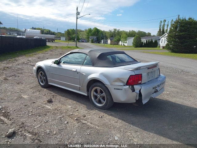 Продажа на аукционе авто 2001 Ford Mustang Convertible, vin: 1FAFP44401F175539, номер лота: 12622693