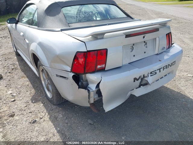 Продажа на аукционе авто 2001 Ford Mustang Convertible, vin: 1FAFP44401F175539, номер лота: 12622693
