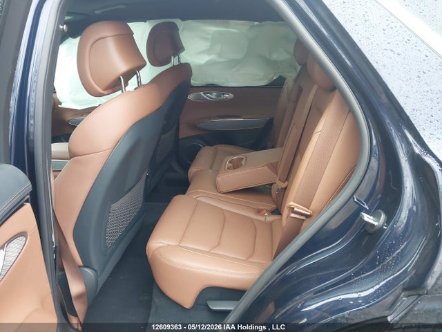 Genesis Gv70 2.5t Advanced Plus Awd 2025 KMUMADTB6SU179303 Image 8