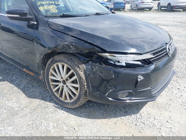 2012 Volkswagen Jetta 2.5l Highline მანქანა იყიდება აუქციონზე, vin: 3VWLX7AJ9CM472981, აუქციონის ნომერი: 12623974