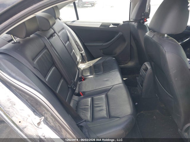 2012 Volkswagen Jetta 2.5l Highline მანქანა იყიდება აუქციონზე, vin: 3VWLX7AJ9CM472981, აუქციონის ნომერი: 12623974