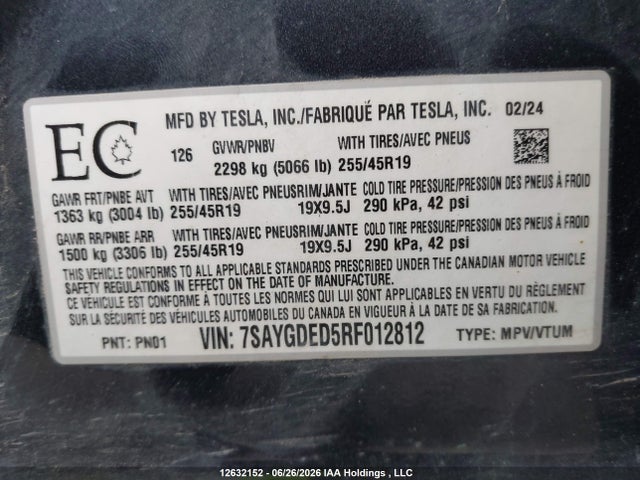 7SAYGDED5RF012812 Tesla Model Y Long Range/rwd