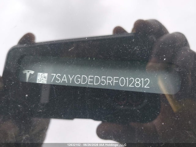 7SAYGDED5RF012812 Tesla Model Y Long Range/rwd