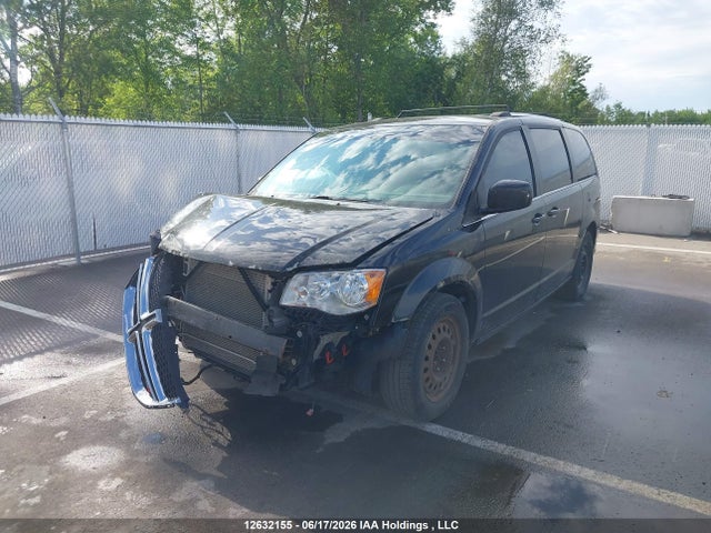 Dodge Grand Caravan Crew 2018 2C4RDGDG7JR290112 Image 2