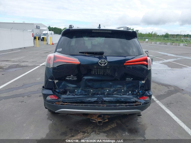 Toyota Rav4 Xle 2017 2T3RFREV3HW564618 Image 17