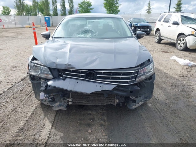 Продажа на аукционе авто 2018 Volkswagen Passat S/r-line, vin: 1VWAA7A30JC037436, номер лота: 12632160
