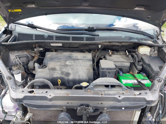 12632164 :رقم المزاد ، 5TDXK3DC8ES514214 vin ، 2014 Toyota Sienna Se 8 Passenger مزاد بيع
