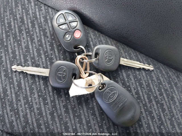 12632164 :رقم المزاد ، 5TDXK3DC8ES514214 vin ، 2014 Toyota Sienna Se 8 Passenger مزاد بيع