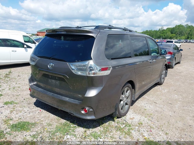 12632164 :رقم المزاد ، 5TDXK3DC8ES514214 vin ، 2014 Toyota Sienna Se 8 Passenger مزاد بيع