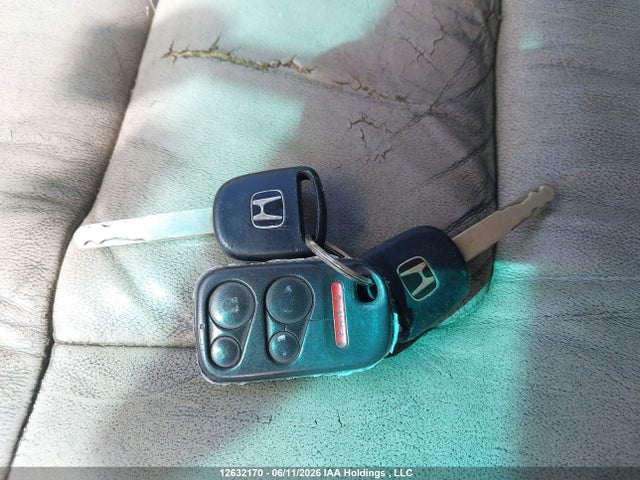 12632170 :رقم المزاد ، 2HKRL18924H003952 vin ، 2004 Honda Odyssey Exl مزاد بيع