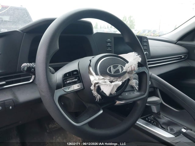 12632171 :رقم المزاد ، KMHLM4DG6SU969289 vin ، 2025 Hyundai Elantra مزاد بيع