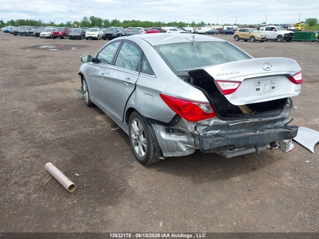 12632178 :رقم المزاد ، 5NPEC4AC3DH645201 vin ، 2013 Hyundai Sonata مزاد بيع