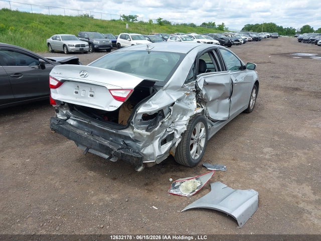 12632178 :رقم المزاد ، 5NPEC4AC3DH645201 vin ، 2013 Hyundai Sonata مزاد بيع