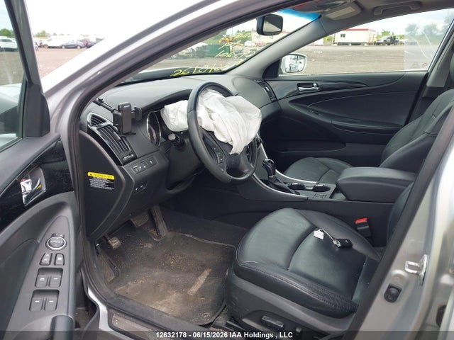 12632178 :رقم المزاد ، 5NPEC4AC3DH645201 vin ، 2013 Hyundai Sonata مزاد بيع