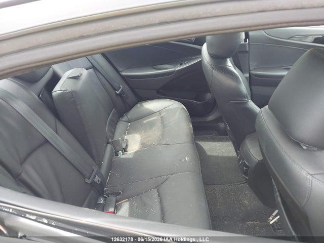12632178 :رقم المزاد ، 5NPEC4AC3DH645201 vin ، 2013 Hyundai Sonata مزاد بيع
