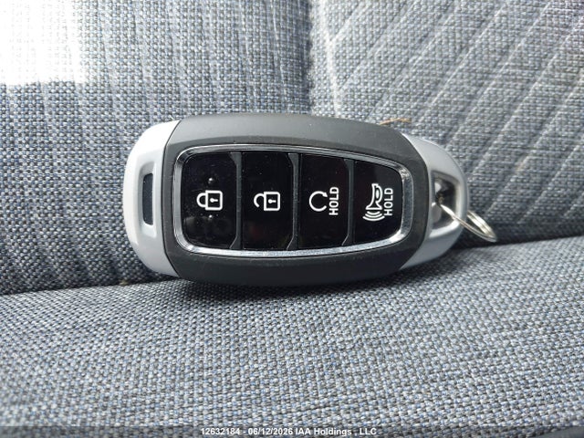 12632184 :رقم المزاد ، KMHRC8A31SU411789 vin ، 2025 Hyundai Venue Sel/limited مزاد بيع