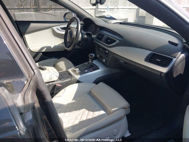 2013 Audi S7 4.0t მანქანა იყიდება აუქციონზე, vin: WAUW2CFC4DN029630, აუქციონის ნომერი: 12632186