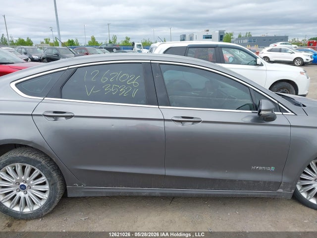 2013 Ford Fusion Se Hybrid მანქანა იყიდება აუქციონზე, vin: 3FA6P0LU0DR353211, აუქციონის ნომერი: 12621026
