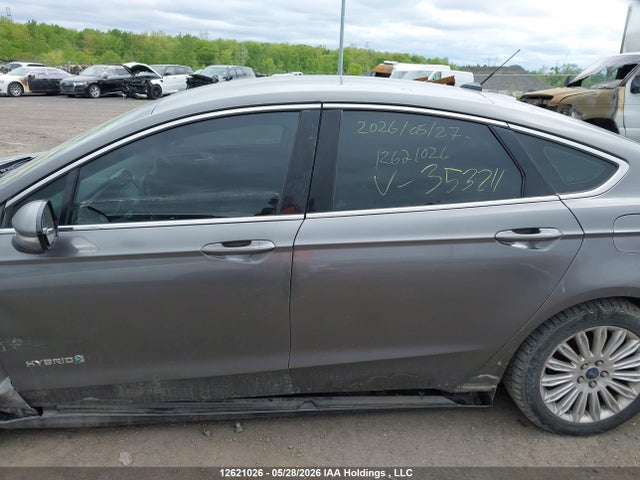 2013 Ford Fusion Se Hybrid მანქანა იყიდება აუქციონზე, vin: 3FA6P0LU0DR353211, აუქციონის ნომერი: 12621026