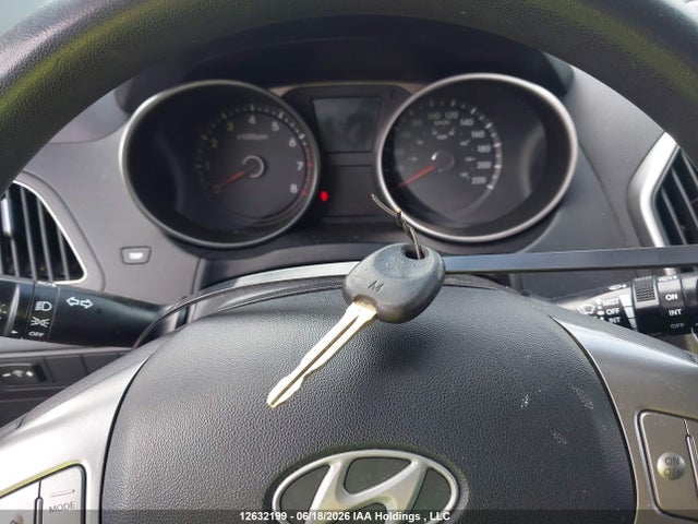 12632199 :رقم المزاد ، KM8JT3AC6AU023438 vin ، 2010 Hyundai Tucson مزاد بيع