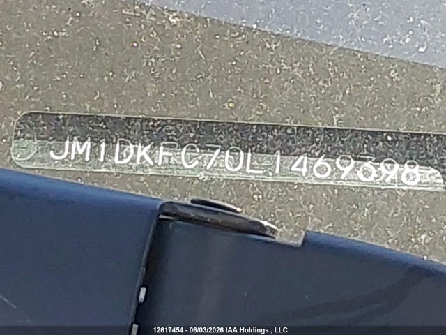 JM1DKFC70L1469398 Mazda Cx-3 Gs