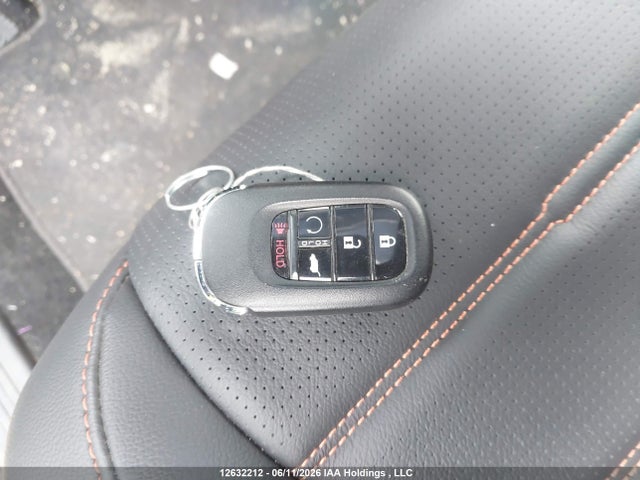 Продажа на аукционе авто 2026 Honda Cr-v Sport Touring, vin: 2HKRS6H99TH227007, номер лота: 12632212
