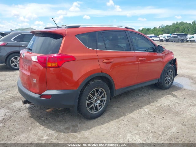 2T3RFREV8FW282732 Toyota Rav4 Xle