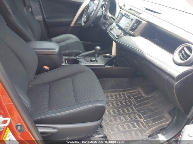 2T3RFREV8FW282732 Toyota Rav4 Xle