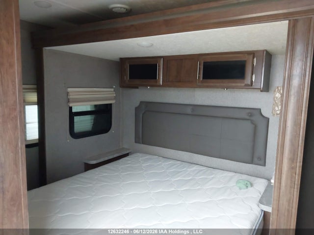 4X4TRLB24KZ159762 Forest River Forest River
