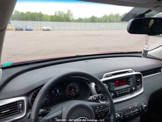 Продажа на аукционе авто 2017 Kia Sorento Lx/l, vin: 5XYPGDA36HG228472, номер лота: 12632251