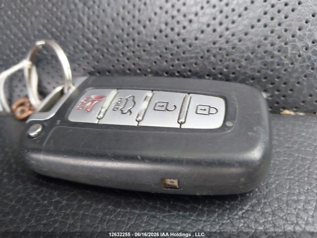 2015 Hyundai Genesis 3.8 Premium მანქანა იყიდება აუქციონზე, vin: KMHHT6KJ7FU130809, აუქციონის ნომერი: 12632255